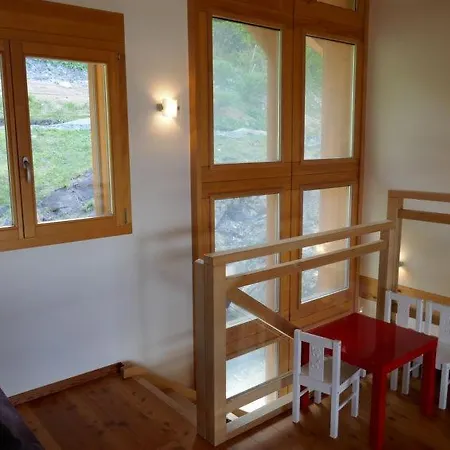 Ferienhaus Haute Sleeps 10 Wifi Nendaz